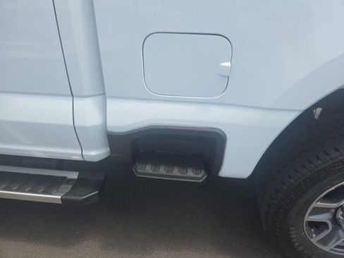 Certified 2026 Ford F250 Lariat AWD/4WD image 23