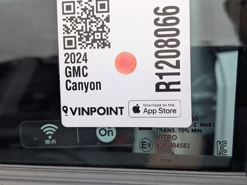 Used 2024 GMC Canyon Elevation w/ Convenience Package RWD image 28