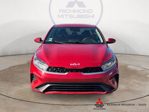 Used 2024 Kia Forte LXS image 8