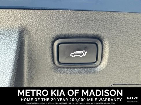 Used 2023 Hyundai Santa Fe SEL w/ Premium Package AWD/4WD image 34
