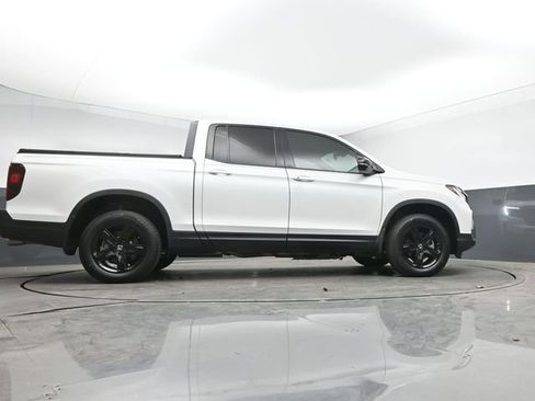 Used 2023 Honda Ridgeline Black Edition image 37