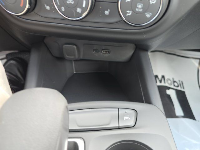 New 2026 Chevrolet Trax LS w/ LS Convenience Package FWD image 20