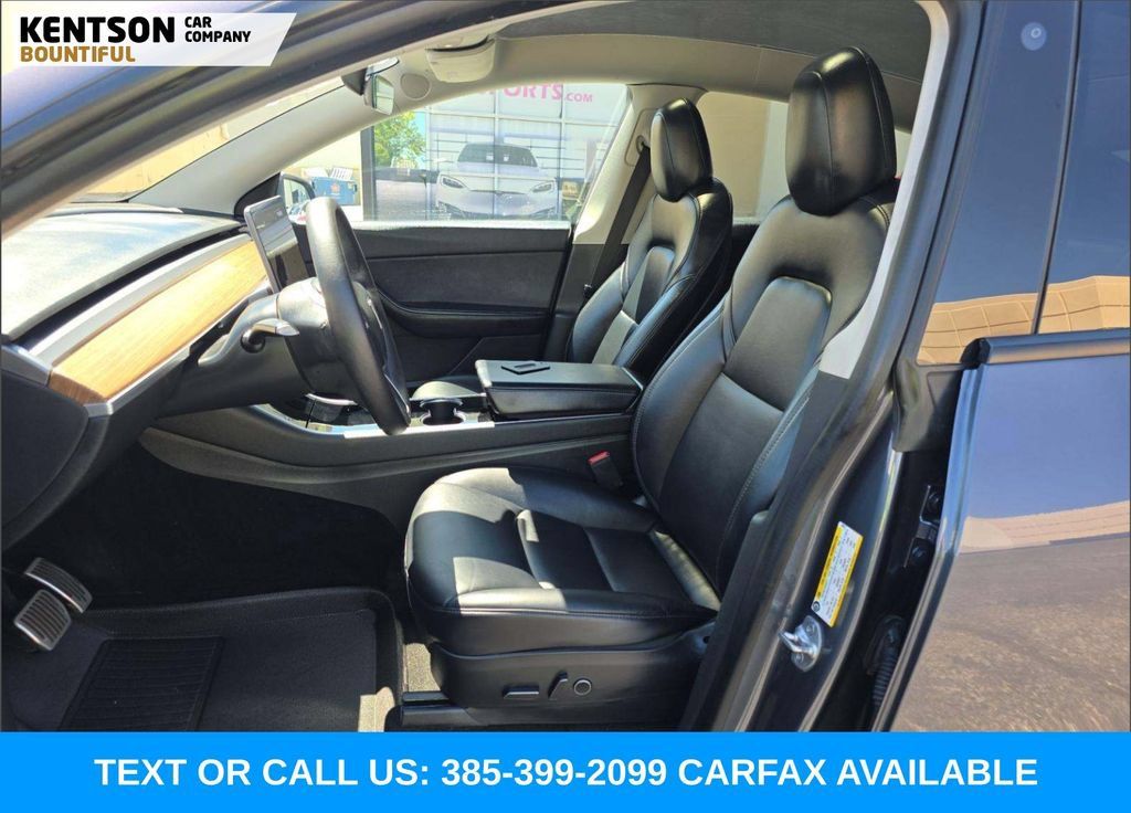 Used 2021 Tesla Model Y Long Range AWD/4WD image 3