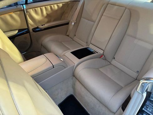 Used 2012 Mercedes-Benz CL 550 4MATIC image 9