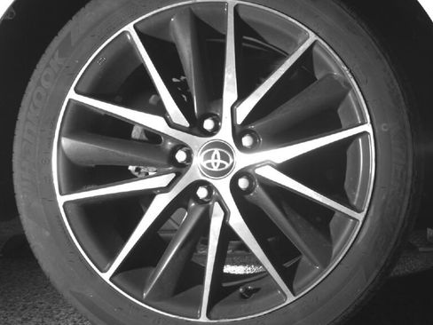 Used 2023 Toyota Camry SE image 15