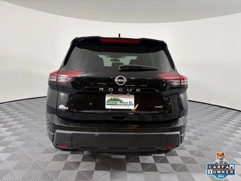 Used 2025 Nissan Rogue SV AWD/4WD image 9