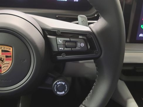 New 2026 Porsche Cayenne Coupe image 18