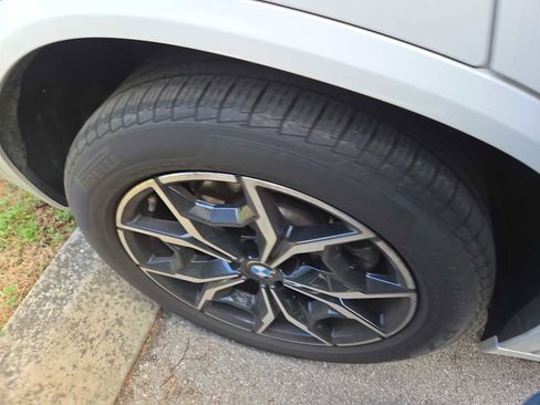 Used 2024 BMW X3 xDrive30i w/ Premium Package image 4