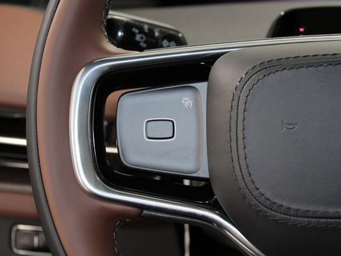 New 2025 Lincoln Navigator Reserve image 42