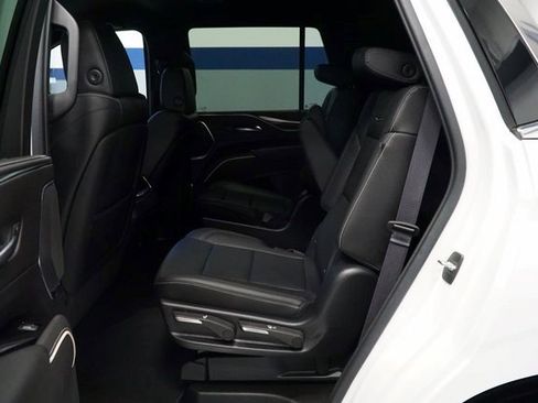 Certified 2022 Cadillac Escalade Luxury image 20