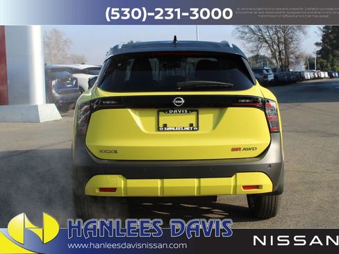 New 2026 Nissan Kicks SR w/ SR Premium Package image 8