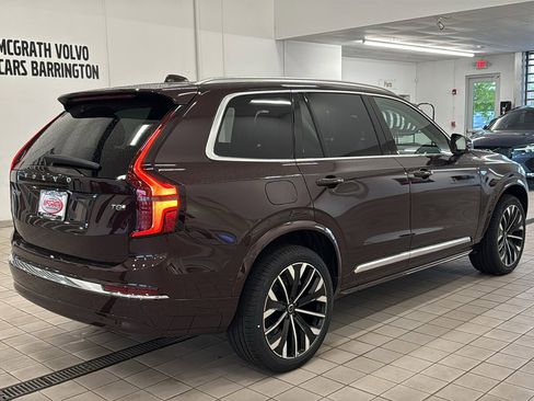 New 2026 Volvo XC90 T8 Ultra w/ Protection Package AWD/4WD image 5
