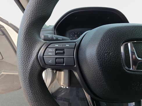 Used 2024 Honda Accord EX image 17