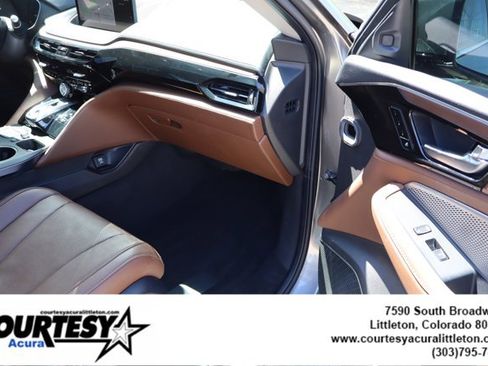 Used 2024 Acura MDX SH-AWD w/ Technology Package image 36