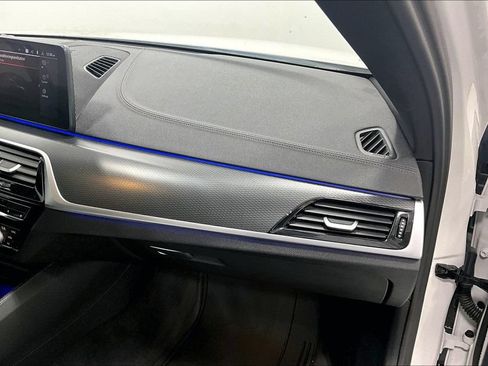 Used 2023 BMW 530i RWD image 16