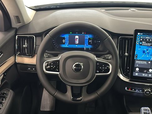 New 2026 Volvo XC90 T8 Plus AWD/4WD image 12