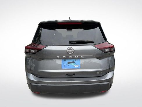 Used 2024 Nissan Rogue SV FWD image 7