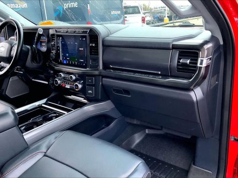 Used 2023 Ford F250 Lariat w/ Lariat Ultimate Package image 16