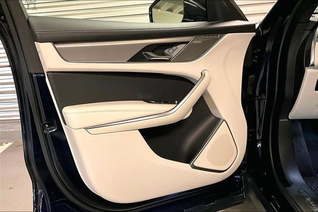 Certified 2026 Jaguar F-PACE R-Dynamic S AWD/4WD image 26