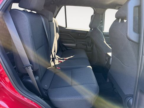 Used 2025 Toyota 4Runner SR5 image 18