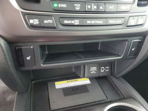 Used 2022 Honda Pilot Special Edition image 18