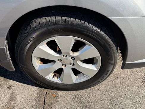 Used 2011 Subaru Outback 2.5i Limited w/ PWR Moonroof Pkg image 24