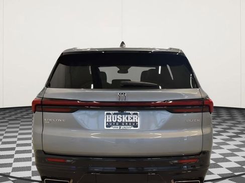 Used 2025 Buick Enclave Sport Touring image 11