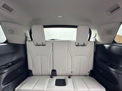 New 2026 INFINITI QX60 Luxe image 24