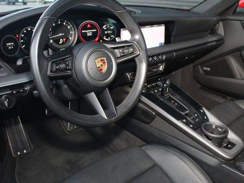 Certified 2021 Porsche 911 Carrera image 4