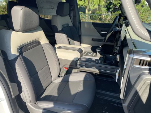 New 2026 GMC Hummer EV 4x4 Crew Cab image 62
