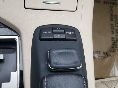 Used 2015 Lexus ES 350 w/ Luxury Package image 27