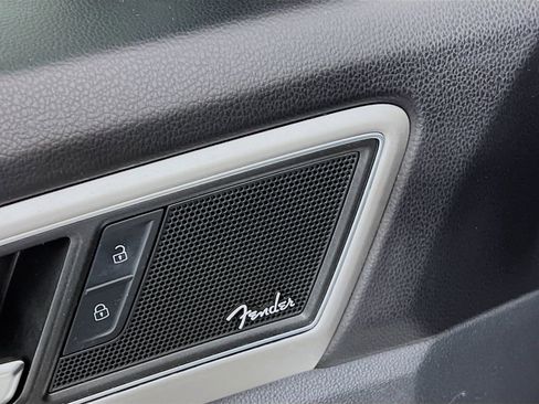 Used 2019 Volkswagen Atlas SEL Premium image 18