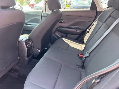 Used 2025 Hyundai Kona SEL FWD image 27