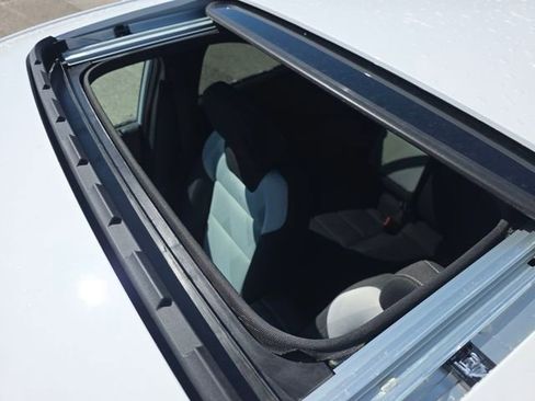 New 2026 Chevrolet Trax RS image 4