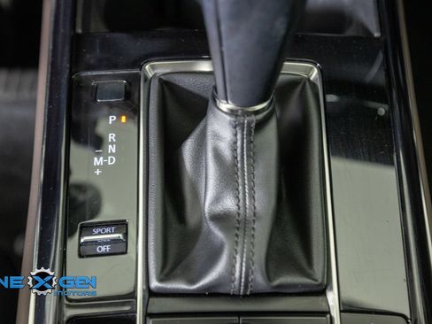 Used 2020 MAZDA CX-30 AWD w/ Premium Package image 23