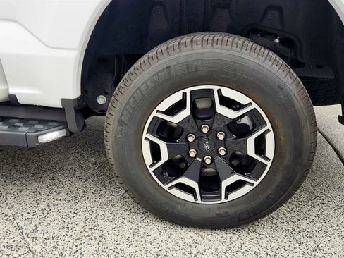 Used 2022 Ford F150 Lightning XLT AWD/4WD image 9