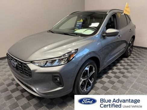 Used 2023 Ford Escape ST-Line Select w/ Tech Pack #2 AWD/4WD image 1