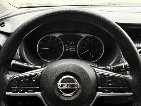 Used 2021 Nissan Kicks S FWD image 22