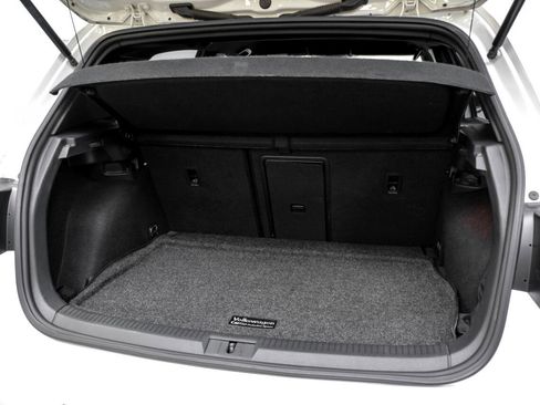 Used 2019 Volkswagen Golf R 4-Door image 44