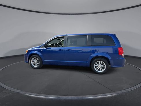 Used 2019 Dodge Grand Caravan SE FWD image 5