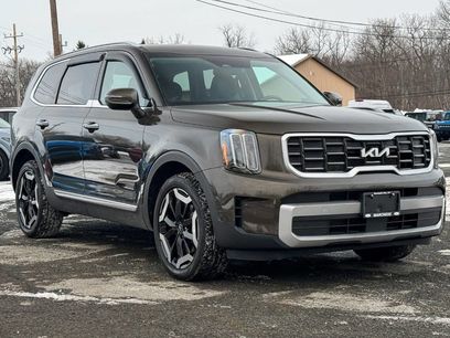 Used 2023 Kia Telluride S
