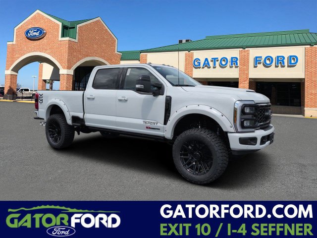 New 2026 Ford F250 Lariat w/ Black Appearance Package AWD/4WD image 1