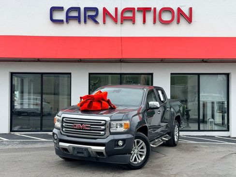 Used 2015 GMC Canyon SLT w/ Driver Alert Package AWD/4WD image 2