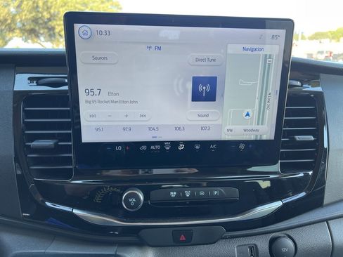 Used 2025 Ford Transit 350 XLT image 30