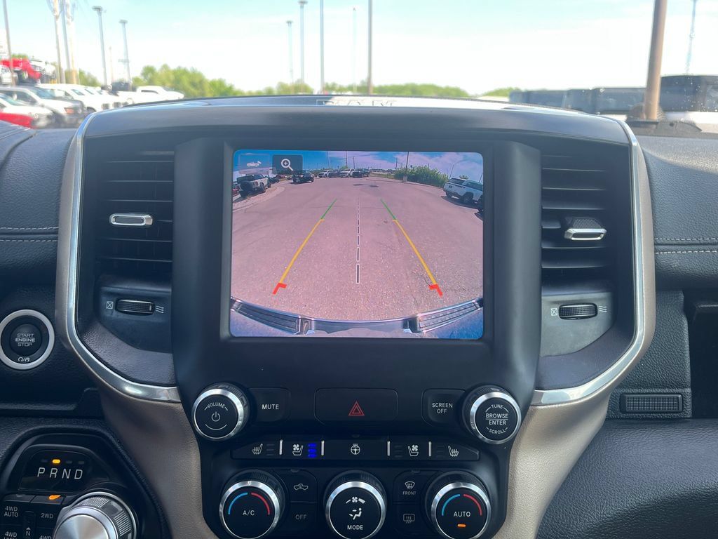 Used 2022 RAM 1500 Laramie AWD/4WD image 13