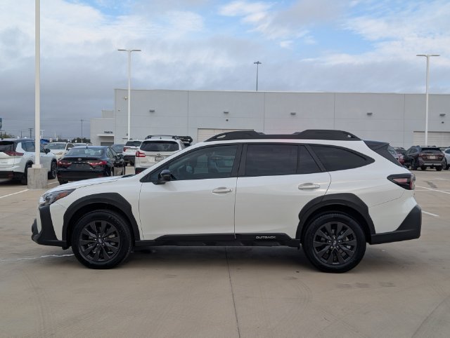 Certified 2025 Subaru Outback Onyx Edition XT AWD/4WD image 3