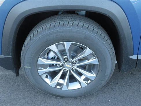 New 2026 Chevrolet Equinox LT w/ Convenience Package II image 11