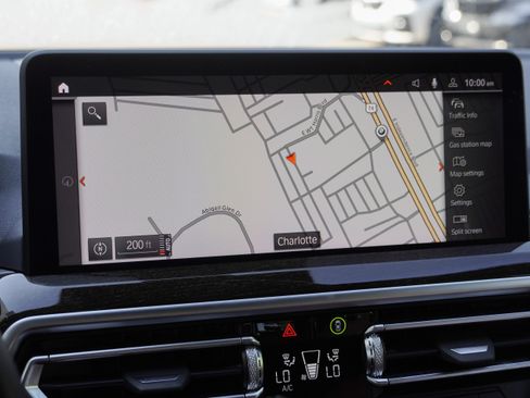Certified 2025 BMW X4 xDrive30i AWD/4WD image 24