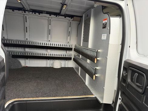 Used 2025 Chevrolet Express 2500 RWD 2500 135 image 14
