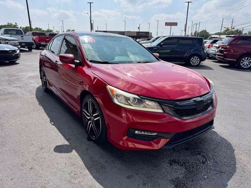 Used 2016 Honda Accord Sport image 4